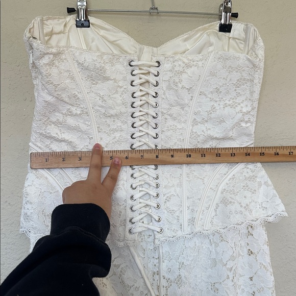 House of CB Solaine Ivory Lace Corset Maxi Dress Size L A-C NWOT Floral lace - Picture 12 of 17
